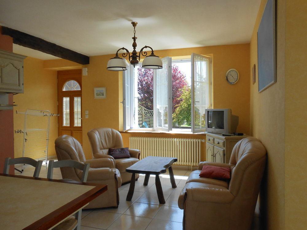 Gites De La Melautais Saint-Juvat Exteriör bild